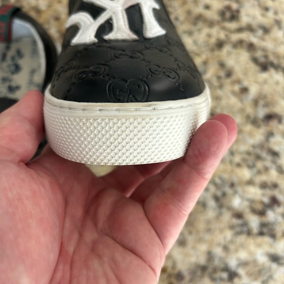 Mens Gucci Slip on Shoes. NY Logo. Good used condition. Love them but too small - Picture 5 of 11